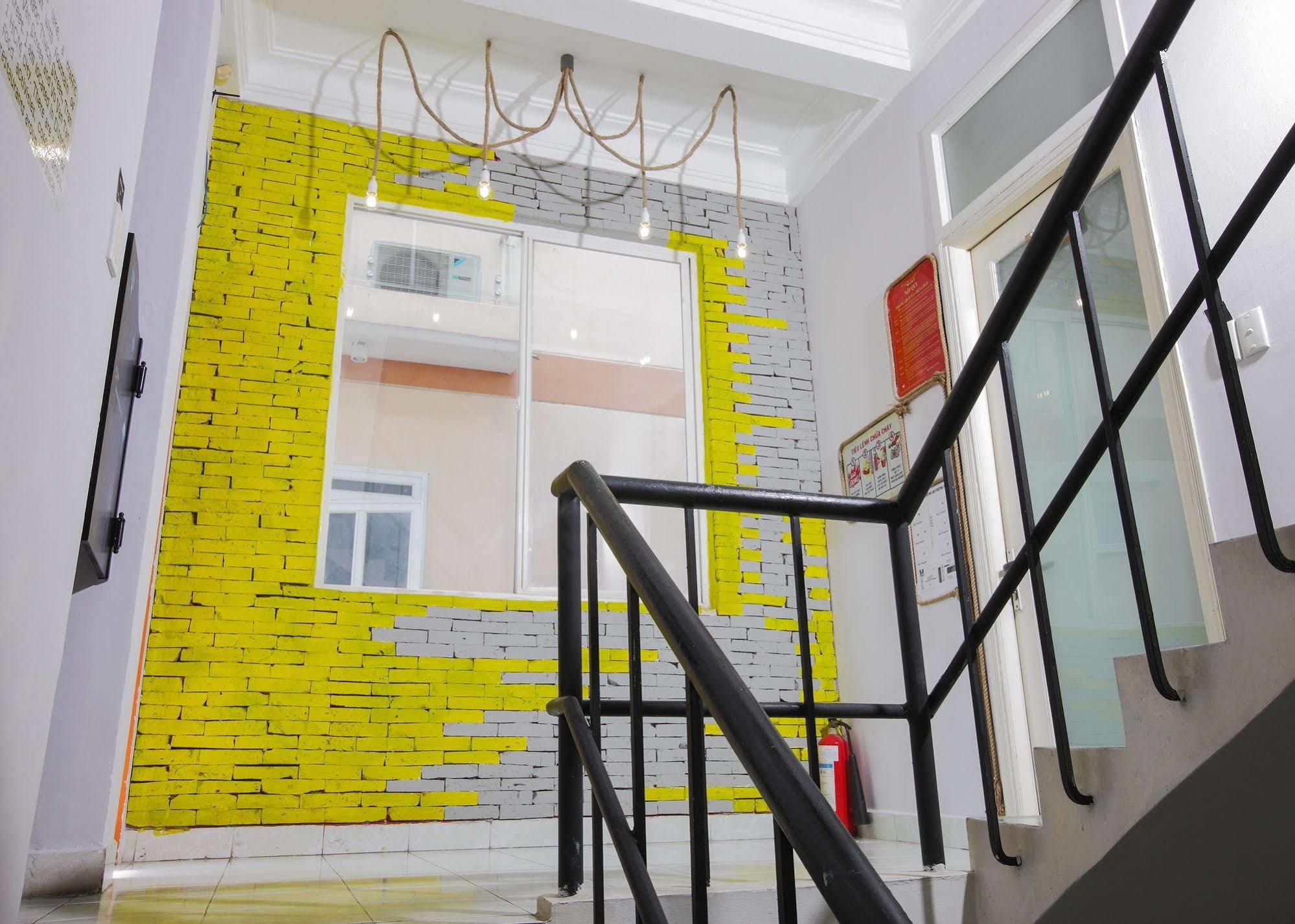 Dream Station - Saigon Hostel Hô Chi Minh-Ville Extérieur photo