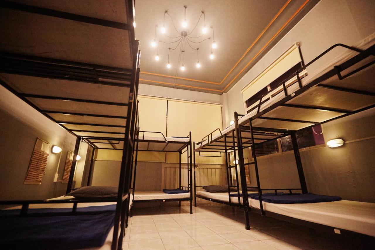 Dream Station - Saigon Hostel Hô Chi Minh-Ville Extérieur photo