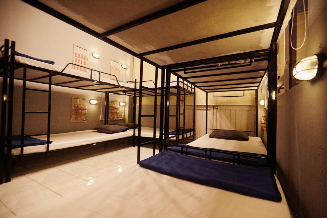 Dream Station - Saigon Hostel Hô Chi Minh-Ville Extérieur photo